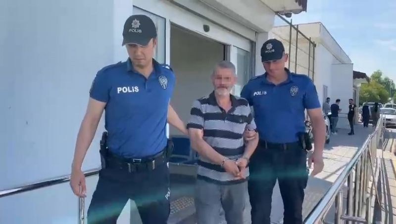 Minibüslerin sistemine ‘Canlı bomba’ mesajı gönderdi, "Şaka yaptım" dedi