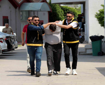 Katil evlat, annesini ’Al karını evimden git’ sözü üzerine öldürmüş