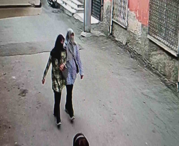 Adana’da kadın hırsızlar 670 bin TL’lik altın çaldı, biri yakalanıp tutuklandı